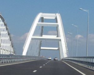 &quot;Трафик бешеный&quot; - в сети высмеяли Крымский мост