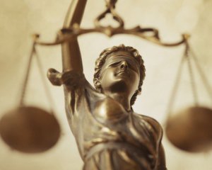Судді Майдану вручили підозру