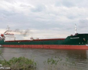 Росія продовжує затримувати торгові судна: постраждав турецький суховантаж