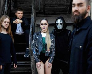 The Hardkiss заспівали про корабельну катастрофу