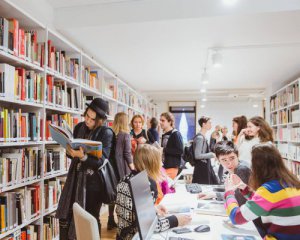 В Киеве появилась библиотека для незрячиих