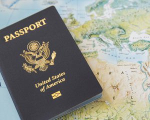 Повідомили, скількох іноземців зловили на підробці паспортів
