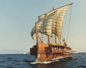 На дне Черного моря нашли древнегреческий корабль