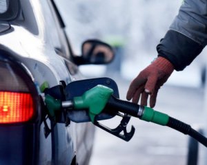 Ціни на бензин: скільки коштує заправити машину 10 серпня