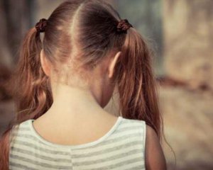 Потянул насиловать в кукурузу: педофил украл 8-летнюю девочку
