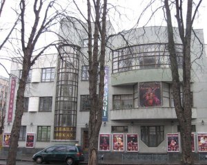 Київський театр поїхав на гастролі в окупований Крим. У дирекції заперечують