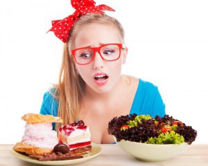 Опасное похудения: назвали 3 самые вредные диеты для организма