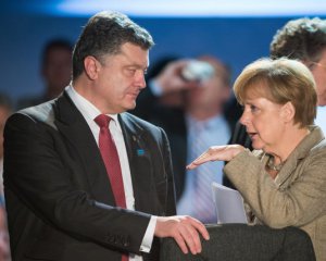 Порошенко и Меркель переговорили по телефону
