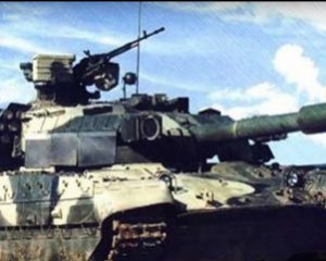 Показали унікальний танк, який 24 серпня проїде Хрещатиком