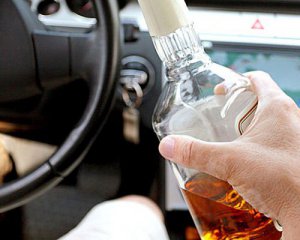 У Раді думають карати в'язницею за повторне п'яне водіння