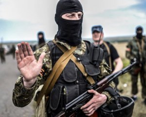 Бойовики на Донеччині затримали сотню українців
