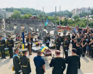 У Львові попрощались із загиблим на Донбасі військовим медиком