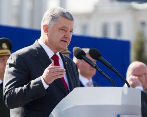 Порошенко буде просити країни ЄС допомогти відбудувати Донбас