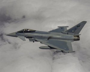 Британські винищувачі перехопили над Чорним морем російські військові літаки