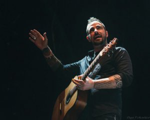Екс-соліст &quot;Three Days Grace&quot; вразив скромним райдером у Києві