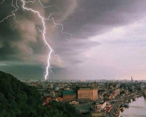Українцям треба звикати до штормів. Вони будуть регулярними