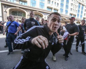 Известно, за что разыскивают Титушка