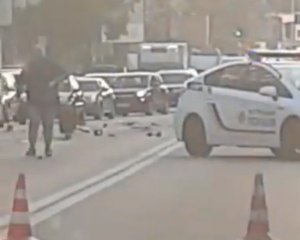 У столиці сталася жахлива аварія: машини розкидало, вирвало колеса
