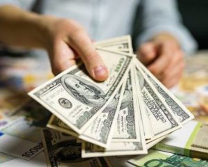 Нацбанк шокував курсом валют  в останній день літа