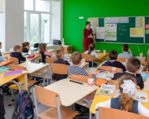 Розповіли про безлад в українських школах перед початком навчального року