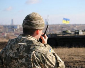 Украинских военных обстреляли из гранатометов