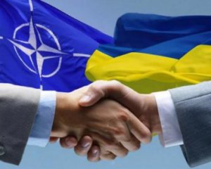 Порошенко подав законопроект щодо НАТО і російського флоту в Криму