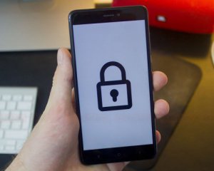 Атаки не избежать: хакеры смогут взломать любой смартфон