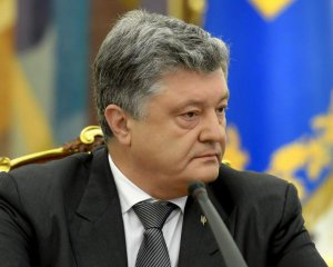 Порошенко: до екокатастрофи в Криму причетні російські військові