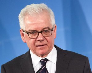 Із польського МЗС звільнили всіх випускників московського інституту