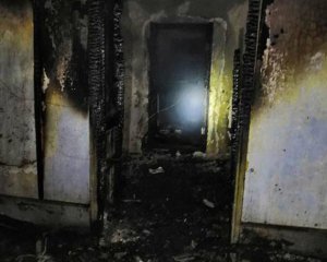 Курила в постели - женщина сгорела заживо в своем доме