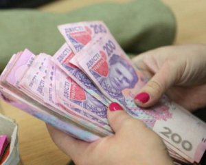 Ви працюєте, вона росте - середня зарплата киян знову збільшилась