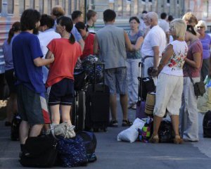 Як зупинити трудову міграцію