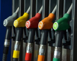 Де в Україні продають найдорожчий бензин