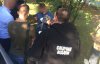 Митників затримали на хабарі