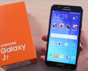 Samsung прекращает выпускать бюджетные смартфоны