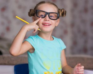 Какие очки вредно покупать детям