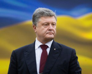 Кремль пытается распространить фейки об Украине - Порошенко