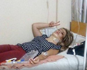 &quot;Била и таскала за волосы&quot; - в школе избили учительницу