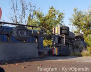 На трассе Киев-Харьков произошло серьезное ДТП, есть погибший