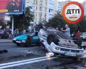 Пьяный водитель протаранил 4 автомобиля, убегая от полиции