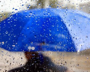 Час діставати парасольки:  яку погоду очікувати українцям