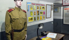 В&#039;язнів роздягали догола і заганяли в камеру з пацюками - який вигляд має музей у приміщенні сталінської катівні