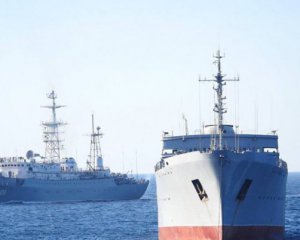 Корабли ВМС Украины, которые проплыли под Керченским мостом зашли в Мариуполь