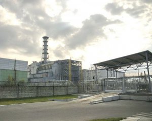 Атомна електростанція дала перший струм