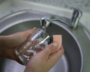 В окупованій Макіївці понад 100 людей отруїлися питною водою