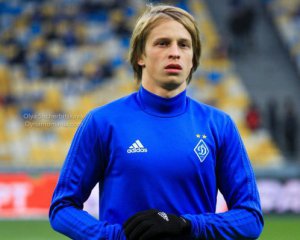 Дві червоних картки, та нудна гра - як "Динамо" зіграло з "Арсеналом"