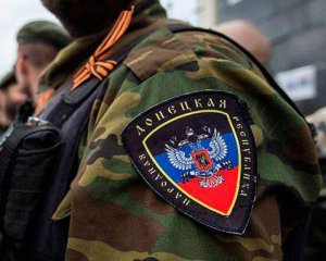 Охраняли блокпост с палкой в руках: полиция задержала 2 боевиков