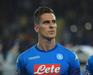 Нападника "Наполі" пограбували, погрожуючи зброєю