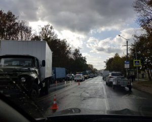 Вантажівка збила дитину на переході