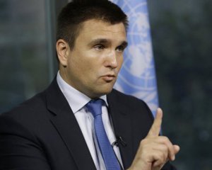 МИД не закроет российские консульства в Украине - Климкин